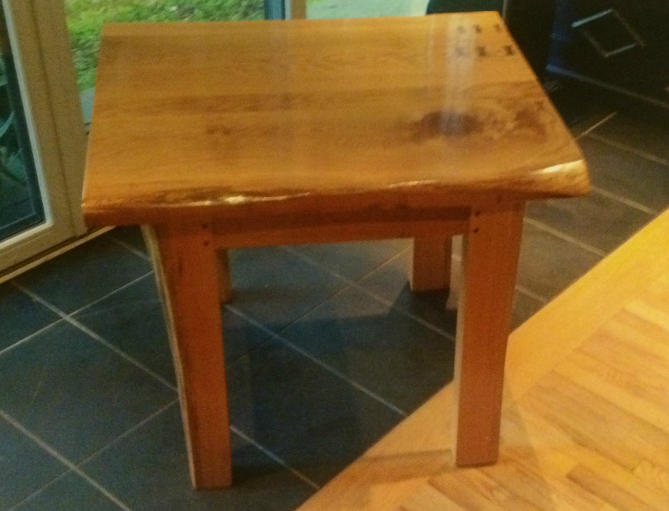 custom table (nyc apt)